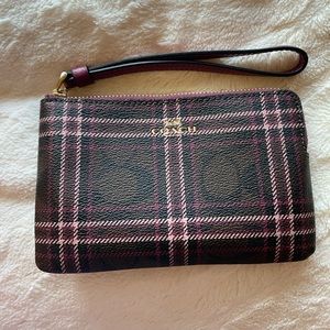 BRAND NEW Coach Wristlet